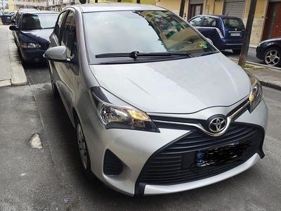 Usata Toyota Yaris 2016 Grigio Berlina