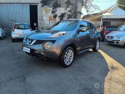 Usata Nissan Juke Tekna 110 CV (80 kW) 2016 Grigio SUV