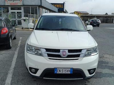 Usata Fiat Freemont 140 CV (102 kW) 2012 Bianco SUV