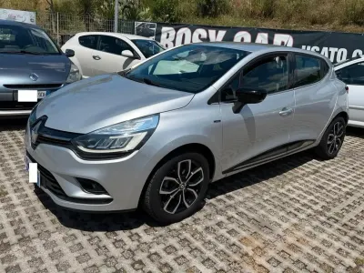Usata Renault Clio IV 75 CV (55 kW) 2019 Argento Berlina