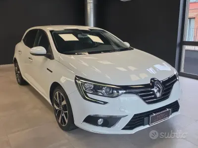 Usata Renault Mégane 116 CV (85 kW) 2019 Bianco Berlina