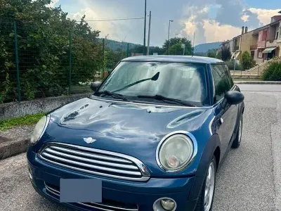 Usata Mini ONE 95 CV (69 kW) 2009 Bluazzurro Utilitaria