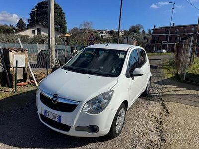 Usata Opel Agila 68 CV (50 kW) 2014 Bianco Utilitaria