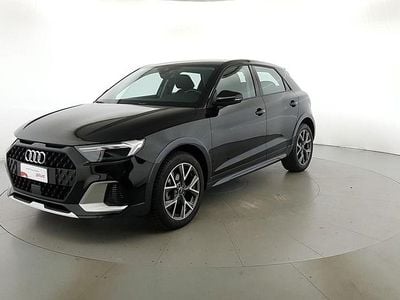 Usata Audi A1 Admired 150 CV (110 kW) 2022 Nero mito metallizzato SUV
