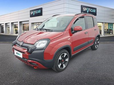 Usado Fiat Panda Cross Cross 70 HP (51 kW) 2024 Vermelho Citadino