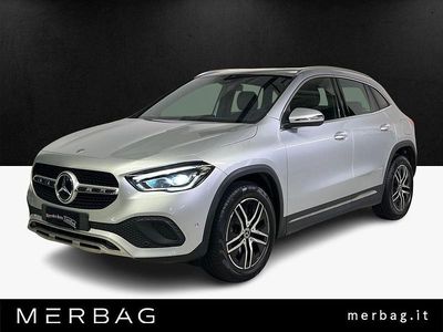 Usata Mercedes GLA200 150 CV (110 kW) 2022 Argento SUV