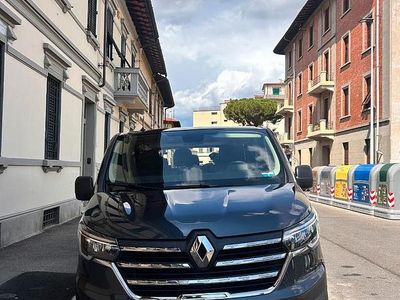 Usata Renault Trafic 131 CV (96 kW) 2024 Grigio Monovolume