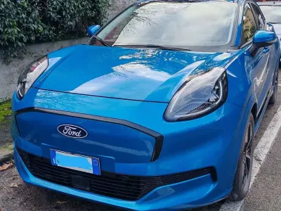 Usata Ford Puma Gen-E 52 kW (71 CV) 2025 Blu/azzurro SUV