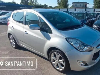 Usata Hyundai ix20 Style 89 CV (65 kW) 2010 Argento Utilitaria