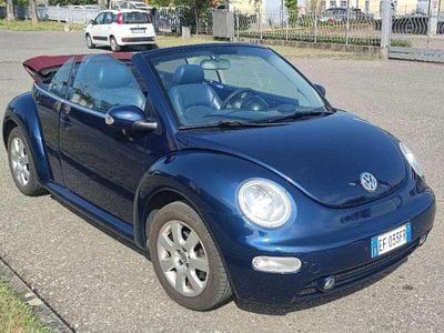 Usata VW New Beetle 102 CV (75 kW) 2003 Blu/azzurro Utilitaria