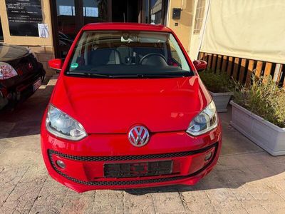 Usata VW up! move up! 75 CV (55 kW) 2016 Rosso Utilitaria