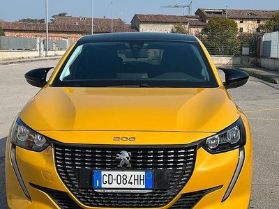 Usata Peugeot 208 Active 75 CV (55 kW) 2021 Giallo Utilitaria
