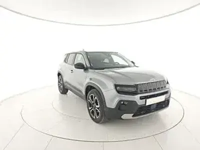 Begagnad Jeep Avenger Summit 101 HK (74 kW) 2025 Vit SUV