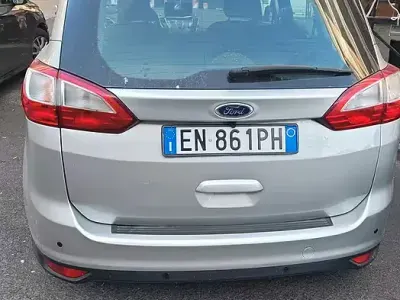 Usata Ford C-MAX 115 CV (84 kW) 2013 Grigio Monovolume