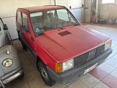 Usata Fiat Panda 45 CV (33 kW) 1982 Arancione Utilitaria