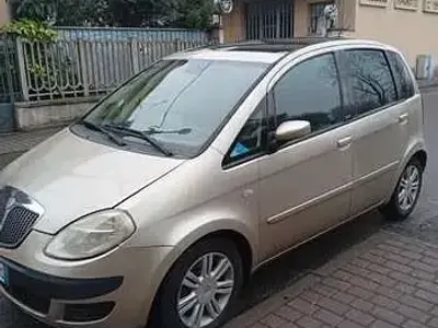 Usado Lancia Musa 69 CV (50 kW) 2005 Monovolumen