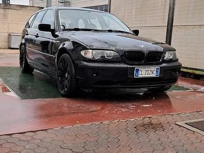 Usata BMW 330 204 CV (150 kW) 2004 Blu Station wagon
