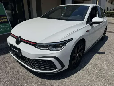 Usata VW Golf VIII GTI 245 CV (180 kW) 2024 Bianco Berlina