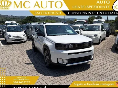 Nuova Fiat Grande Panda La Prima 101 CV (74 kW) 2026 Bianco Utilitaria