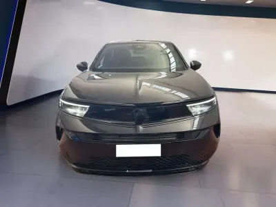 Usata Opel Mokka 136 CV (100 kW) 2025 Nero SUV