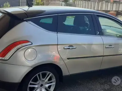 Usata Lancia Delta 150 CV (110 kW) 2010 Utilitaria