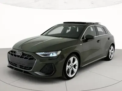 Usata Audi A3 S-Line 150 CV (110 kW) 2025 Verde Berlina