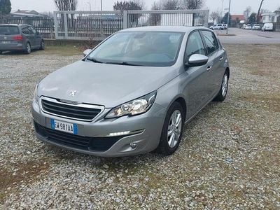 Usata Peugeot 308 Business-Line 116 CV (85 kW) 2014 Grigio Berlina