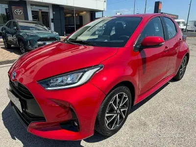 Usata Toyota Yaris Hybrid Trend 116 CV (85 kW) 2023 Other Berlina
