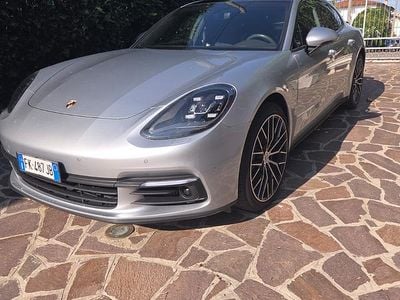 Porsche Panamera 4S