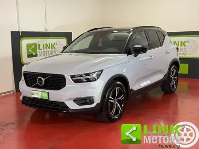 Usata Volvo XC40 R-Design 150 CV (110 kW) 2020 Grigio SUV