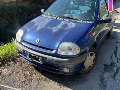 Renault Clio II