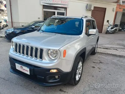 Occasion Jeep Renegade Limited 140 ch (102 kW) 2015 Gris SUV