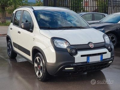 Usata Fiat Panda Cross Cross 70 CV (51 kW) 2020 Bianco Utilitaria