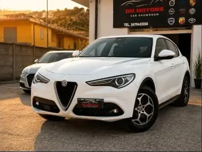 Usata Alfa Romeo Stelvio Business 190 CV (139 kW) 2022 Bianco SUV