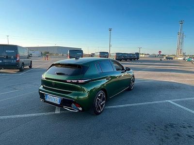 Usata Peugeot 308 131 CV (96 kW) 2022 Verde Berlina