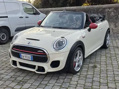 Usata Mini John Cooper Works Cabriolet Hype 231 CV (169 kW) 2017 Other Cabrio