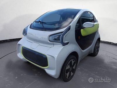 Usata XEV Yoyo 49 kW (67 CV) 2023 Grigio Utilitaria