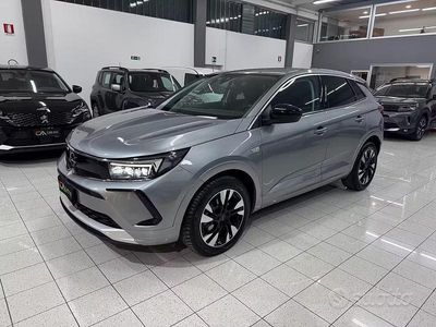 Usata Opel Grandland X Elegance 131 CV (96 kW) 2023 Grigio SUV