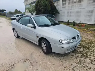 Occasion Renault Mégane Cabriolet Dynamique 107 PK (78 kW) 2001 Grijs Cabriolet