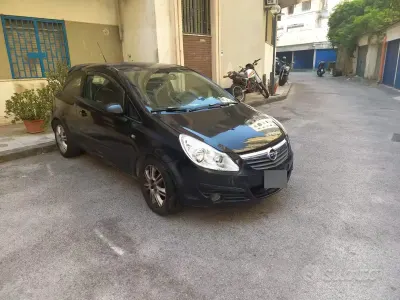 Usata Opel Corsa 80 CV (58 kW) 2008 Nero Utilitaria