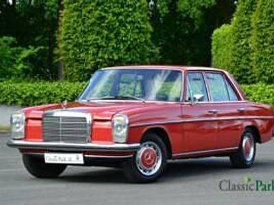 Usata Mercedes 230 120 CV (88 kW) 1973 Rosso Berlina
