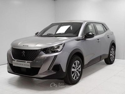 Usata Peugeot 2008 Active 100 kW (136 CV) 2023 Gray SUV