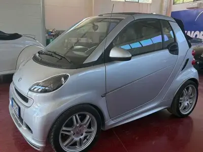 Usata Smart ForTwo Cabrio Brabus Xclusive 98 CV (72 kW) 2008 Argento Cabrio