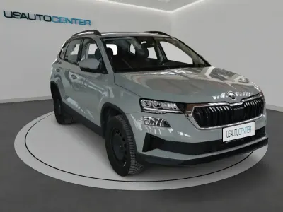 Usata Skoda Karoq Executive 110 CV (80 kW) 2023 Grigio acciaio SUV
