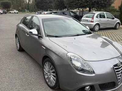 Second-hand Alfa Romeo Giulietta Exclusive 175 CP (128 kW) 2015 Gri Hatchback
