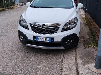 Usata Opel Mokka Cosmo 116 CV (85 kW) 2015 Bianco SUV