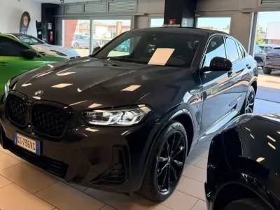 Usata BMW X4 M Sport 190 CV (139 kW) 2024 Nero SUV