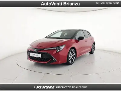 Usata Toyota Corolla Style 154 CV (113 kW) 2022 Rosso Utilitaria