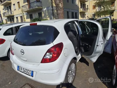 Usata Opel Corsa 85 CV (62 kW) 2014 Bianco Utilitaria