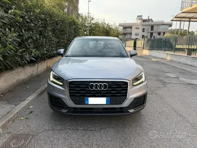 Usata Audi Q2 116 CV (85 kW) 2018 Grigio SUV
